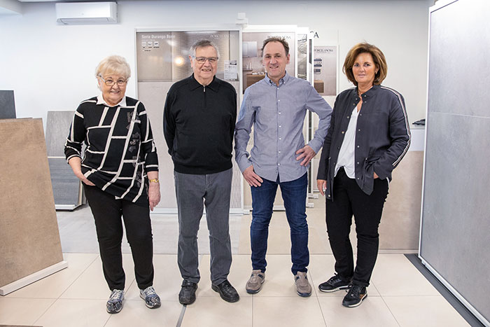 Fliesen Wöllert Meisterbetrieb | Teamfoto des Meisterbetriebs Wöllert